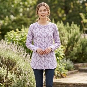 Duluth Trading Co Wrinklefighter Button Down Tunic Top Purple Feather Size S NWT